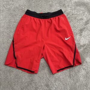 Nike Shorts Mens Size Medium Red Black Aeroswift Athleisure Gym